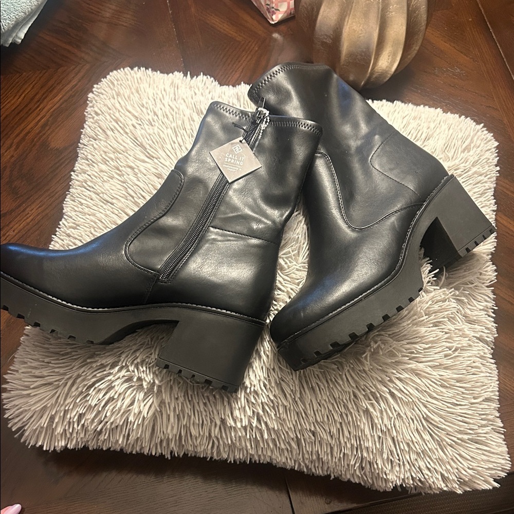 Call It Spring Black Lace-Up Platform Ankle Boots